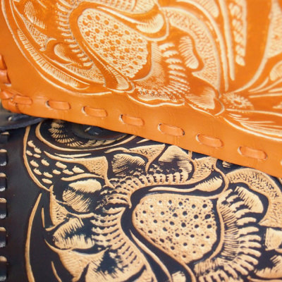 【美品】レアカラー完売品カービング トライブス Maestra S MTLCマエストラSメタリックバッグカービングトライブス