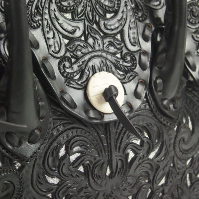 メタリックコンビマエストラS バッグ カービングトライブスCarving