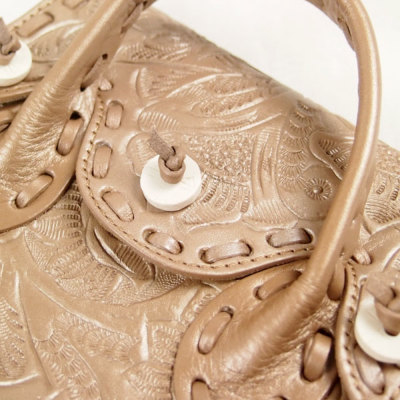 Micro Maestra バッグ カービングトライブスCarving Tribes