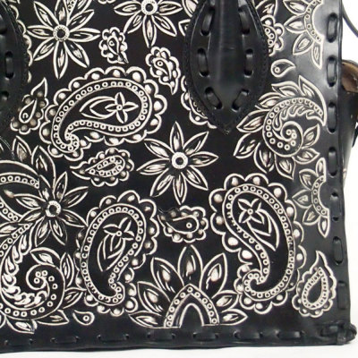 Paisly Maestra バッグ カービングトライブスCarving Tribes 